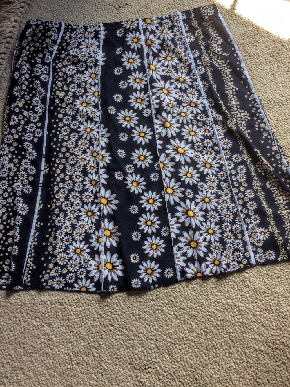 Serengeti Floral Daisy Print Boho Chic Whimsical Cottagecore Midi Skirt Size 3X